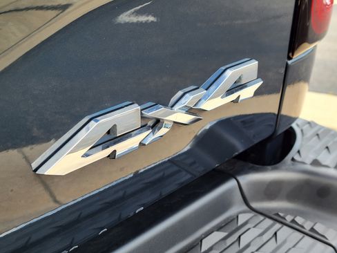 Used 2026 RAM 2500 Big Horn AWD/4WD image 22