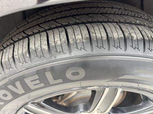 Used 2009 Mercury Milan image 27