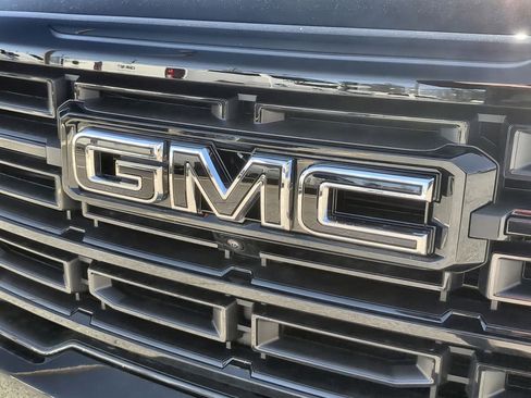 Used 2026 GMC Acadia Elevation w/ Black Edition image 31