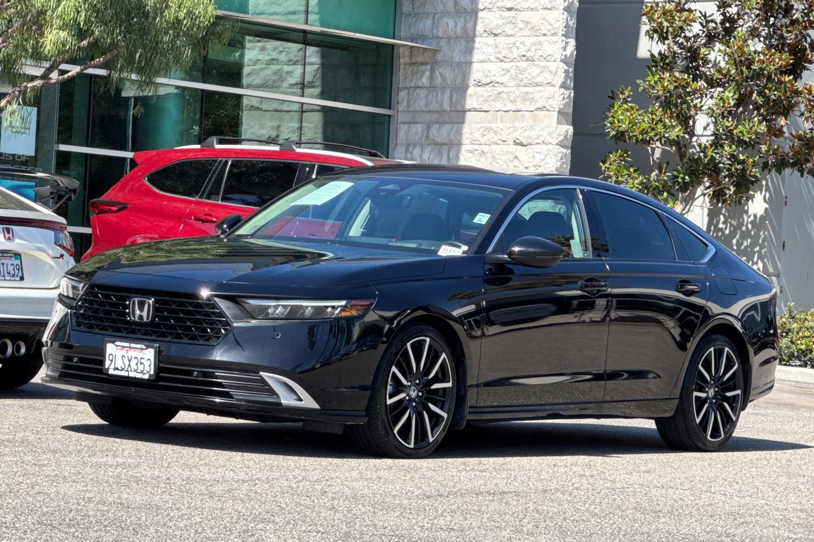 Used 2024 Honda Accord Touring image 8