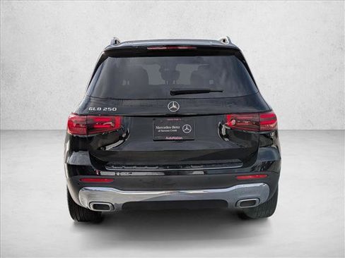Used 2024 Mercedes-Benz GLB 250 image 6