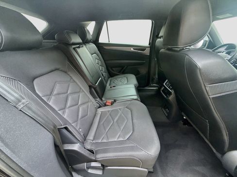 Used 2024 Volkswagen Atlas Cross Sport SE FWD image 28