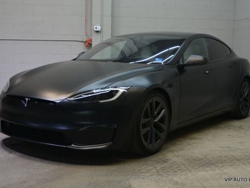 Used 2022 Tesla Model S Plaid AWD/4WD image 2