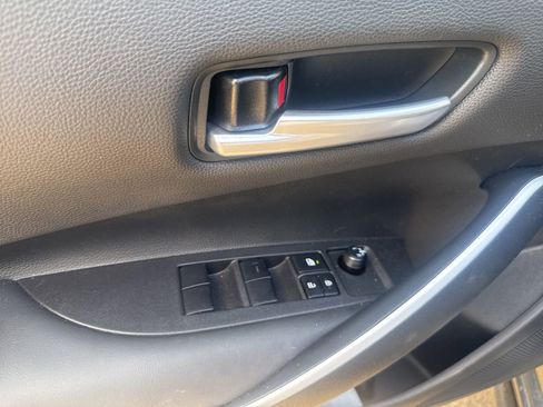 Used 2025 Toyota Corolla SE image 5