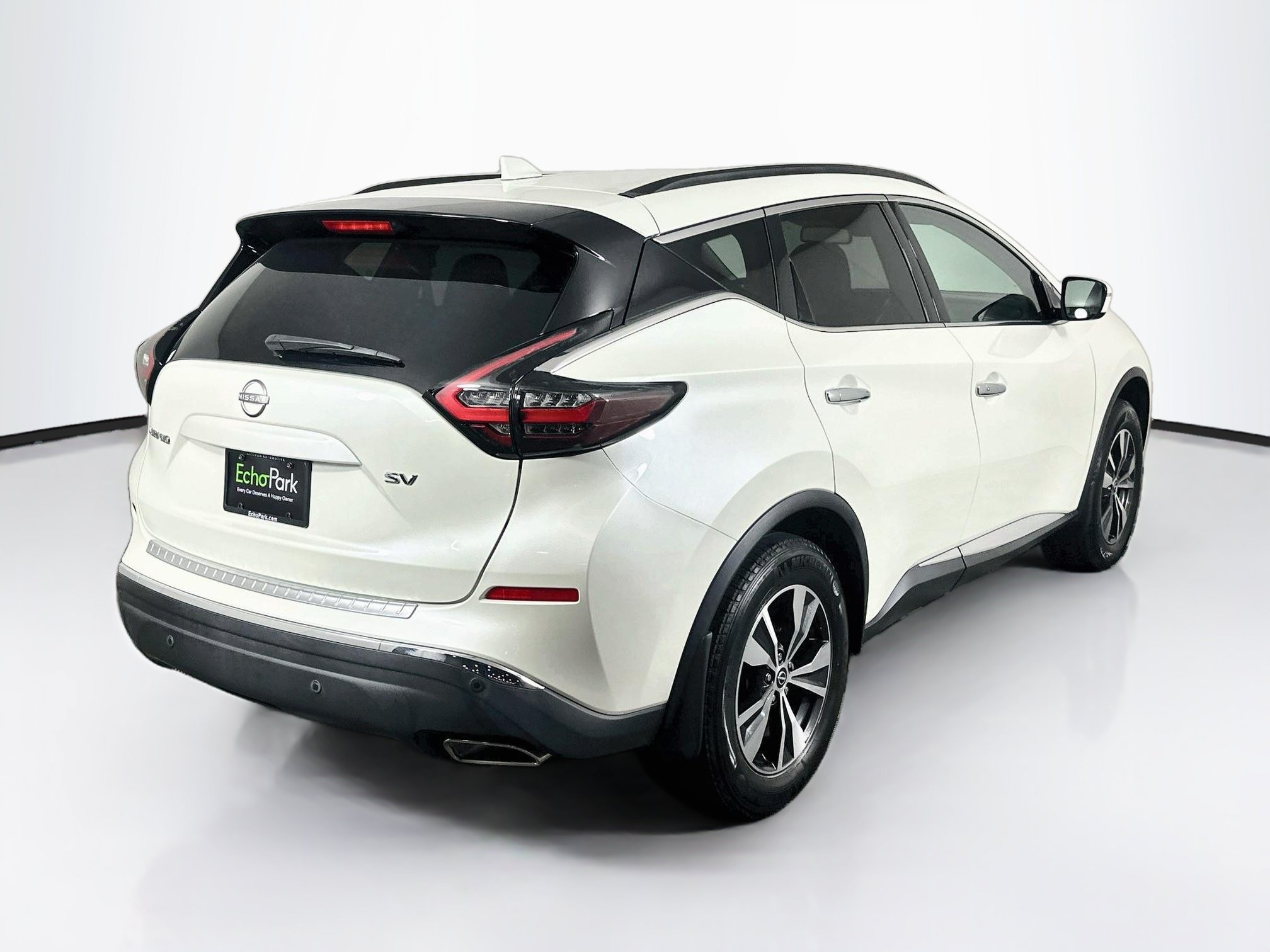 Used 2023 Nissan Murano SV FWD image 9