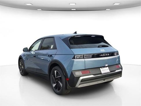 New 2026 Hyundai Ioniq 5 SEL image 6