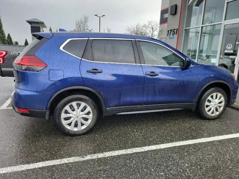 Used 2020 Nissan Rogue S FWD image 5