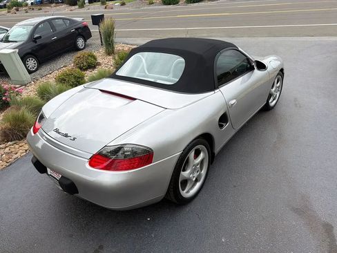 Used 2001 Porsche Boxster S RWD image 39