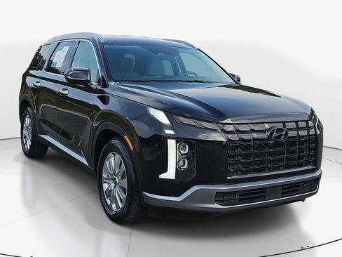 Used 2025 Hyundai Palisade SEL FWD image 3