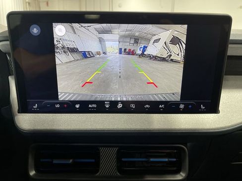 New 2025 Ford Maverick XLT w/ XLT Luxury Package image 26