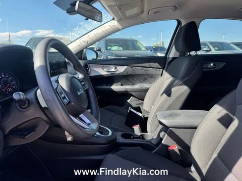 Certified 2023 Kia Forte LXS w/ LXS Technology Package FWD image 6
