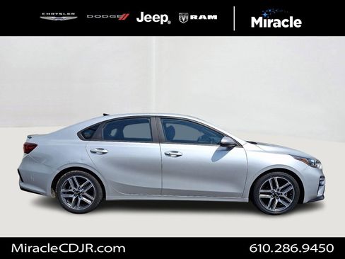 Used 2020 Kia Forte EX w/ EX Special Edition FWD image 7