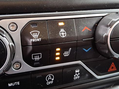 Used 2021 Jeep Gladiator Sport image 24