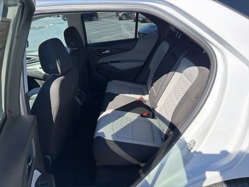 Used 2023 Chevrolet Equinox LT w/ Driver Convenience Package AWD/4WD image 18