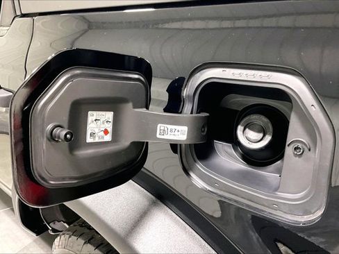 Used 2025 Ford Bronco Big Bend image 42