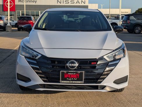Used 2025 Nissan Versa SR w/ Trunk Package FWD image 5