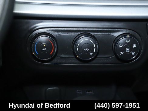 Used 2024 Chevrolet Trax LS FWD image 26