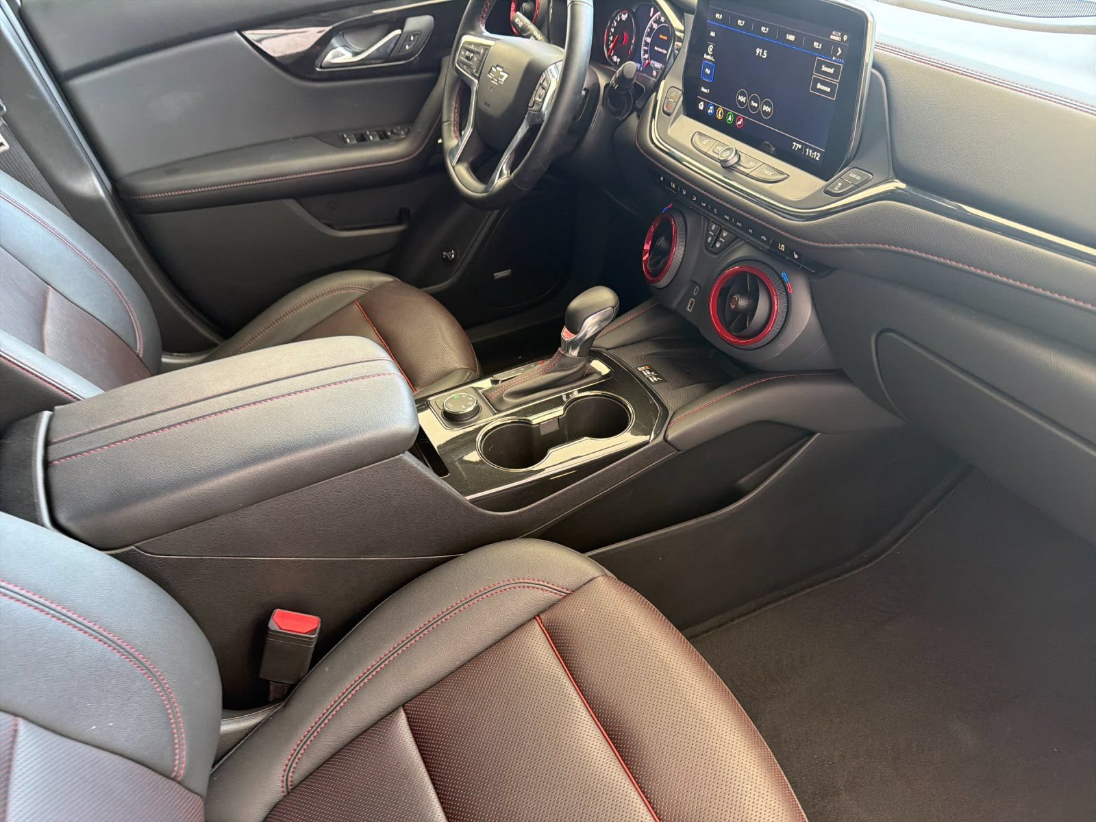 Used 2025 Chevrolet Blazer RS AWD/4WD image 17