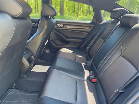 Used 2018 Honda Accord Sport image 13