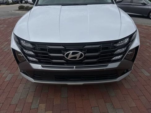 Used 2025 Hyundai Tucson SEL AWD/4WD image 22
