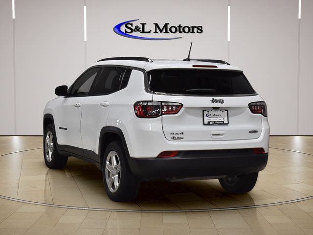 Certified 2024 Jeep Compass Latitude AWD/4WD image 6