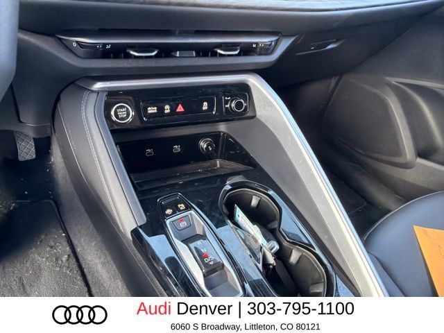 Used 2025 Audi Q5 Premium w/ Convenience Package AWD/4WD image 7