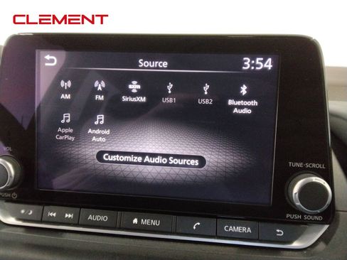 Used 2023 Nissan Rogue S image 24