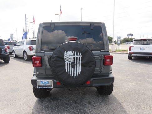Used 2020 Jeep Wrangler Unlimited Sahara AWD/4WD image 13
