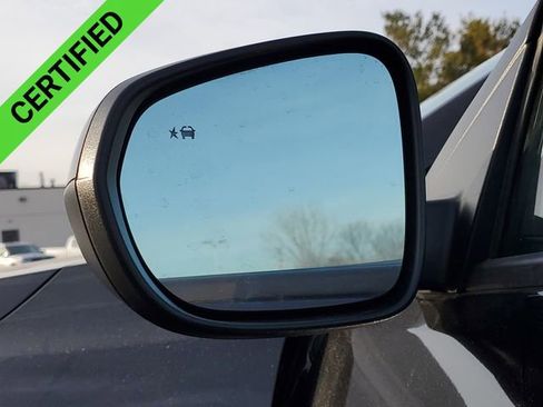 Certified 2024 Chevrolet Trax ACTIV w/ Driver Confidence Package image 35