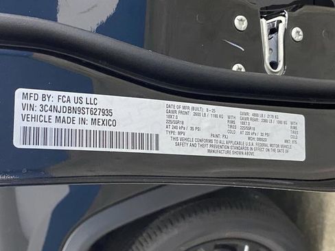 New 2025 Jeep Compass Latitude w/ Sun & Sound Group image 40