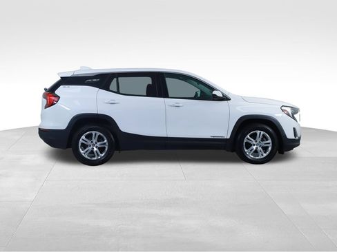 Used 2020 GMC Terrain SLE FWD image 13