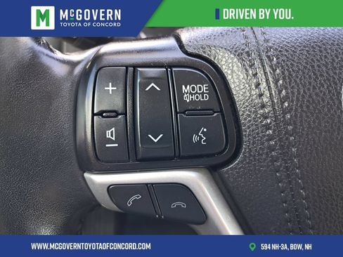 Used 2019 Toyota Highlander XLE AWD/4WD image 21