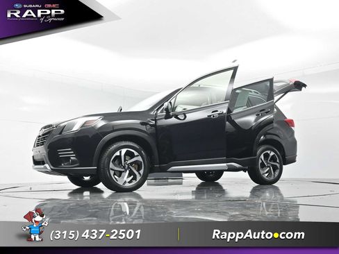 Used 2023 Subaru Forester Touring AWD/4WD image 32