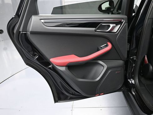 New 2026 Porsche Macan S AWD/4WD image 22