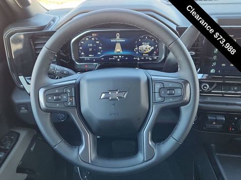 Used 2025 Chevrolet Silverado 2500 ZR2 w/ Technology Package image 33