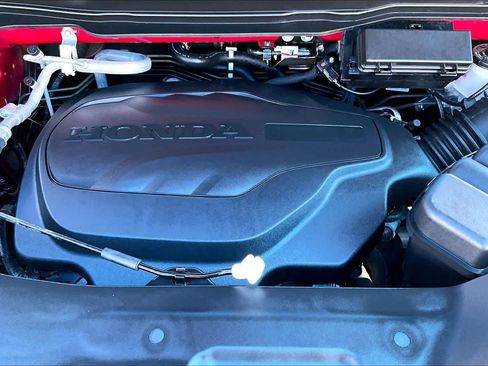 Used 2025 Honda Passport EX-L image 32