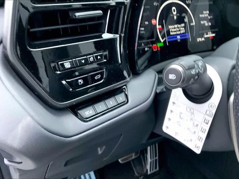 New 2026 Lexus TX 500h AWD image 19