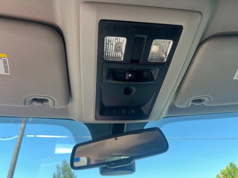 Used 2017 RAM 2500 Laramie w/ Convenience Group AWD/4WD image 18
