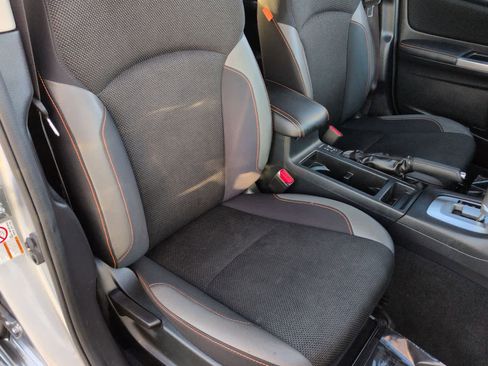 Used 2016 Subaru Crosstrek 2.0i Premium image 22