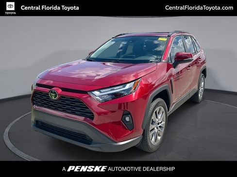 Used 2022 Toyota RAV4 XLE Premium FWD image 1