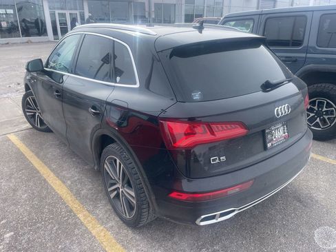 Used 2020 Audi Q5 e Premium Plus w/ Premium Plus Package image 4