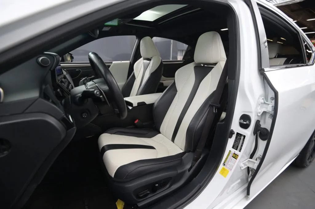 Used 2024 Lexus ES 350 F Sport w/ Accessory Package (Z2) FWD image 40