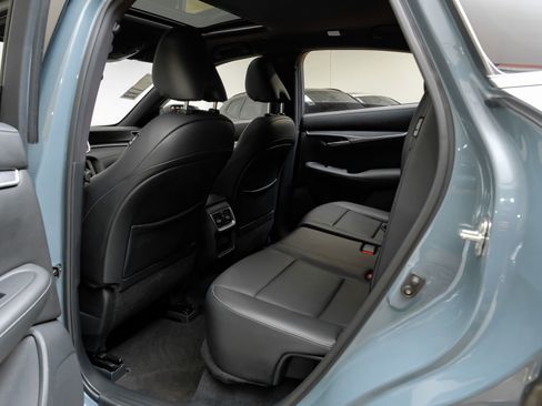 Used 2023 INFINITI QX55 Luxe w/ Cargo Package AWD/4WD image 39
