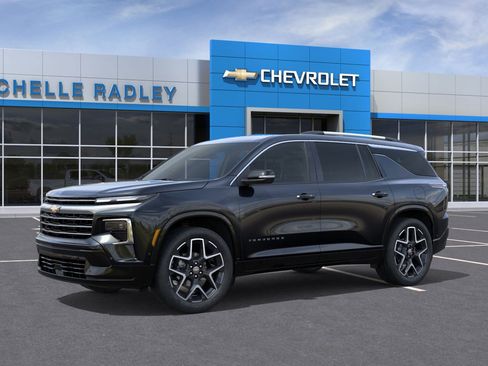 New 2026 Chevrolet Traverse High Country w/ LPO, Floor Liner Package image 2