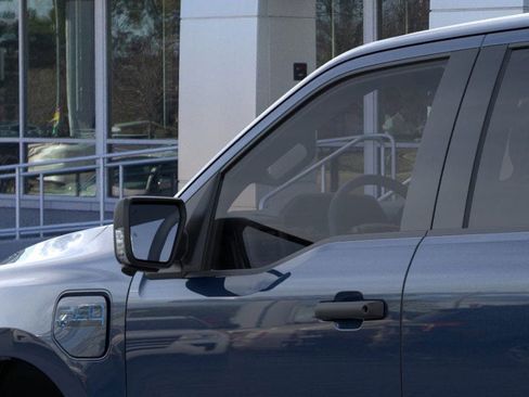 New 2025 Ford F150 Lightning XLT image 20