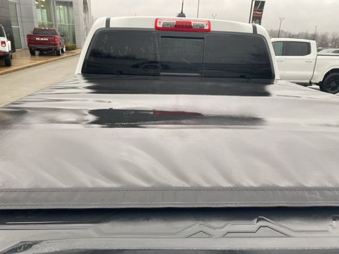 Used 2024 Chevrolet Colorado ZR2 w/ ZR2 Convenience Package III image 8