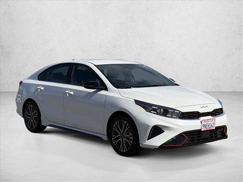 Used 2024 Kia Forte GT-Line image 3