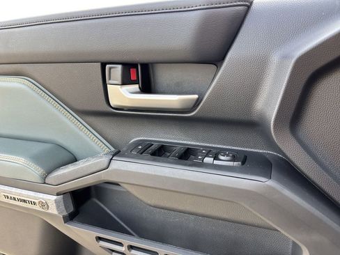 Used 2024 Toyota Tacoma Trailhunter image 23