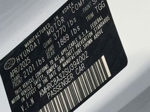 Used 2025 Hyundai Venue SEL FWD image 10