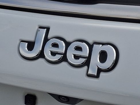 Used 2025 Jeep Compass Limited AWD/4WD image 32